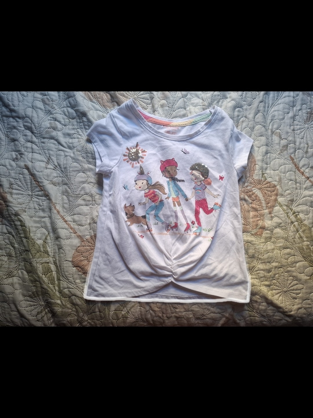 Isaac Mizrahi White Short-Sleeve Knot-Front Tee with Colorful Kids Print
